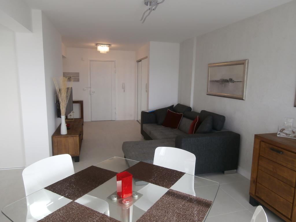Appartement Iberia Front Sea Juan-les-Pins